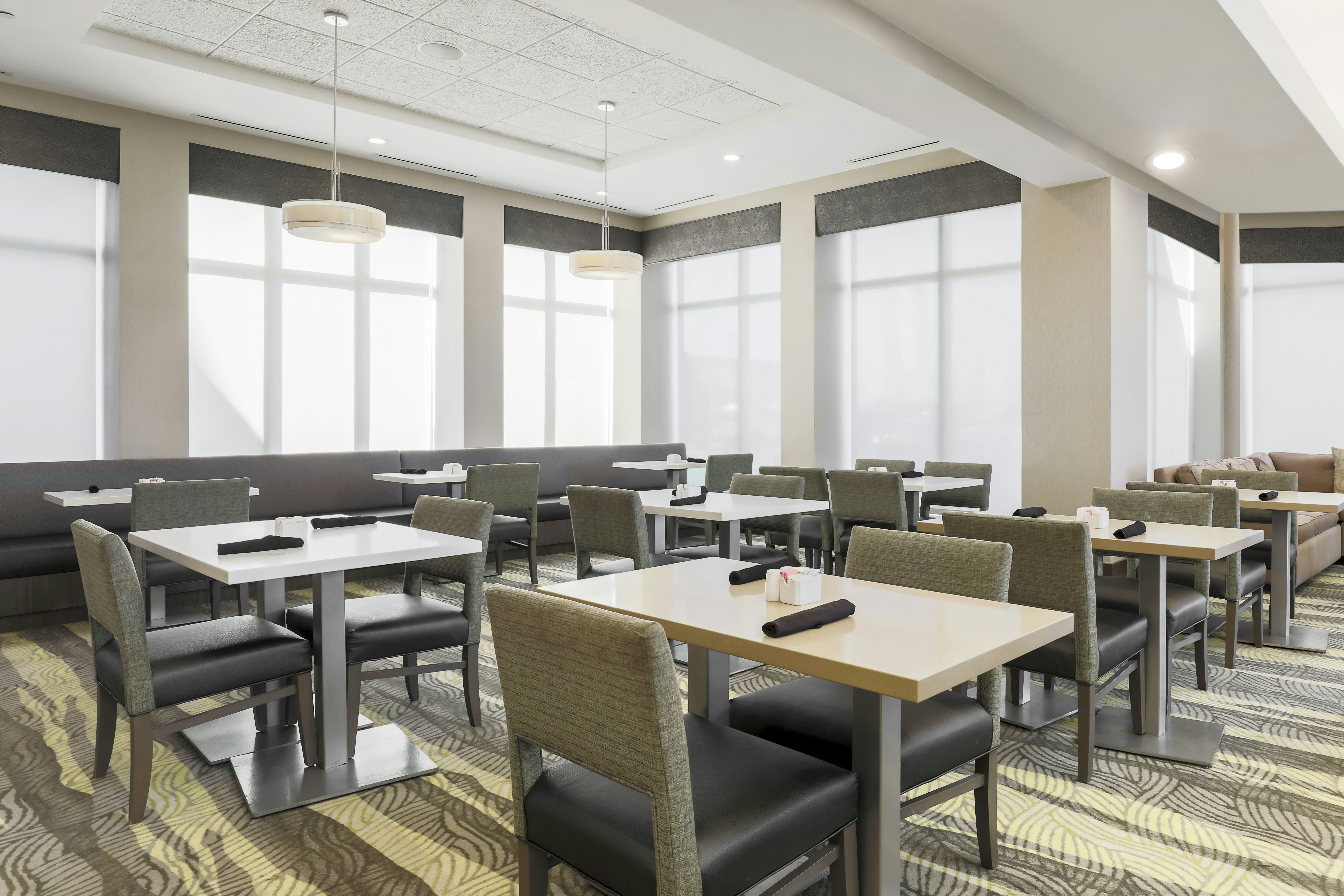 HILTON GARDEN INN ARDMORE 33/48