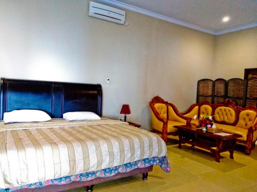 Nirwana Buton Villa 10/31