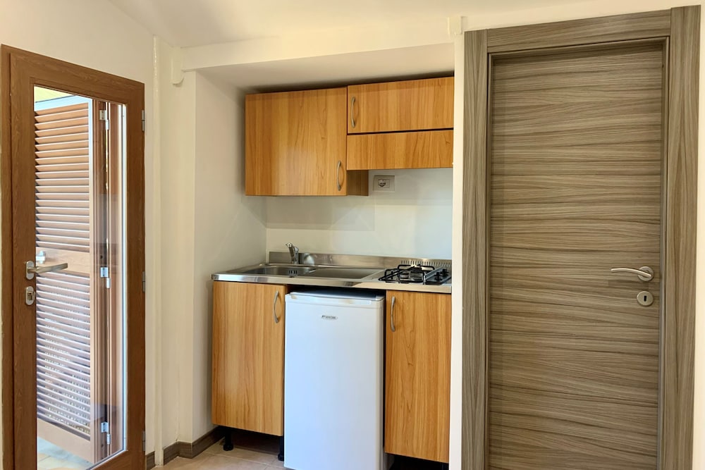 Santa Fortunata Village Camping 25/85