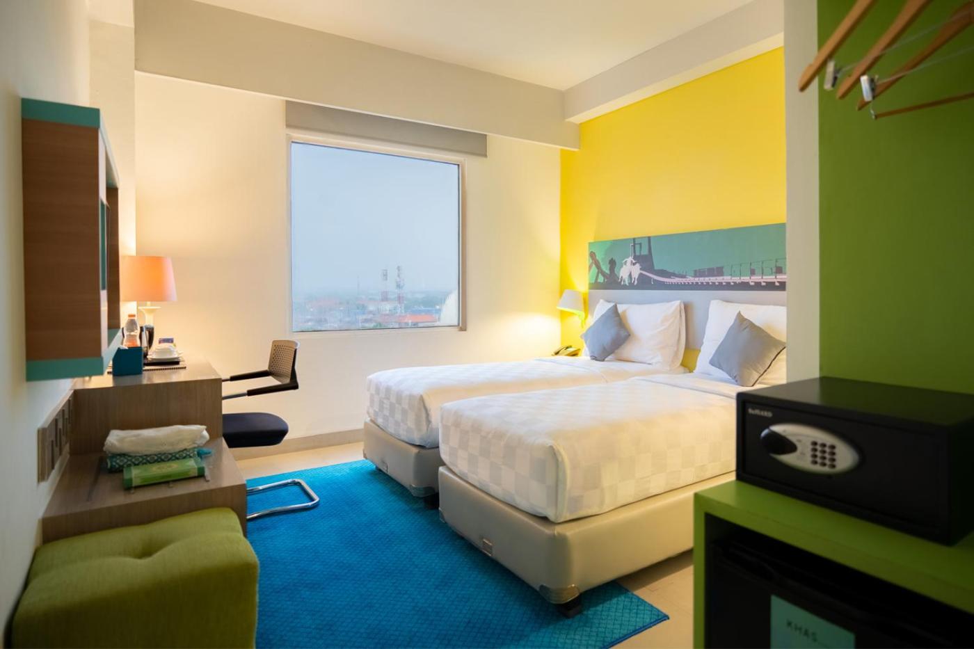 KHAS Surabaya Hotel 28/61