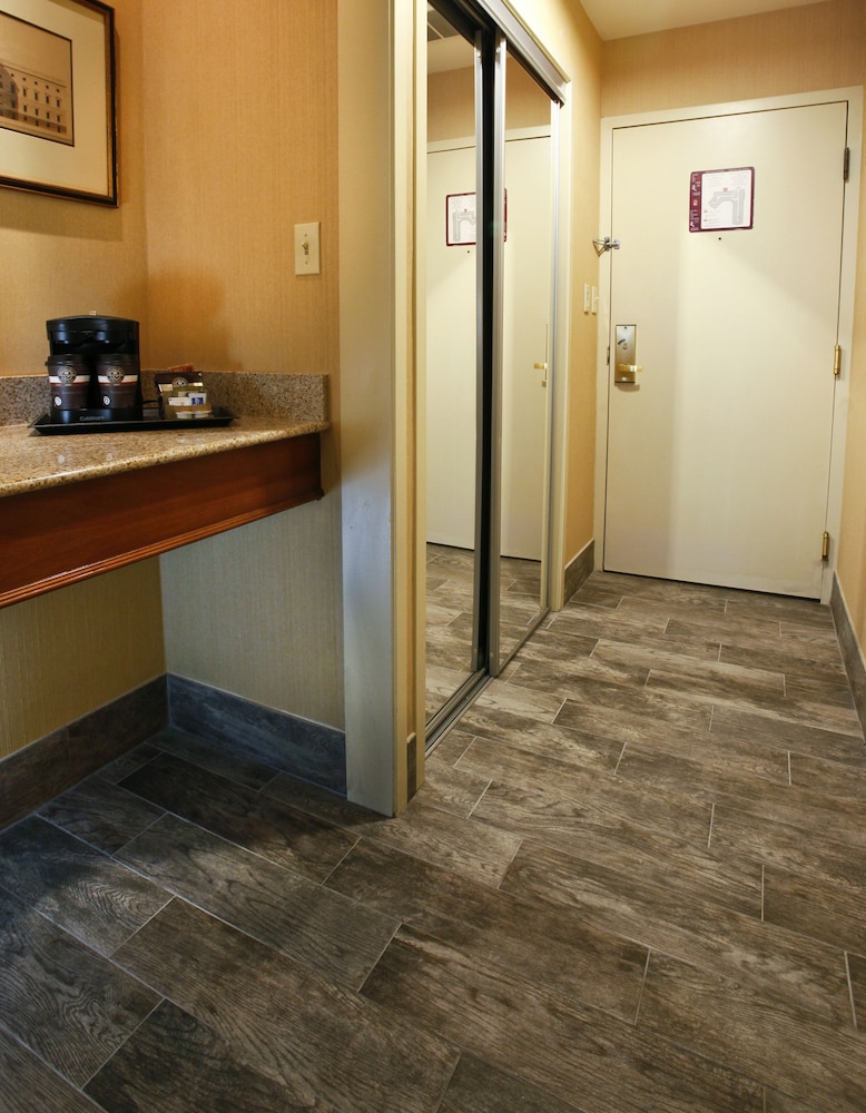 Inn at the Colonnade Baltimore a DoubleTree by Hilton Hotel 13/96