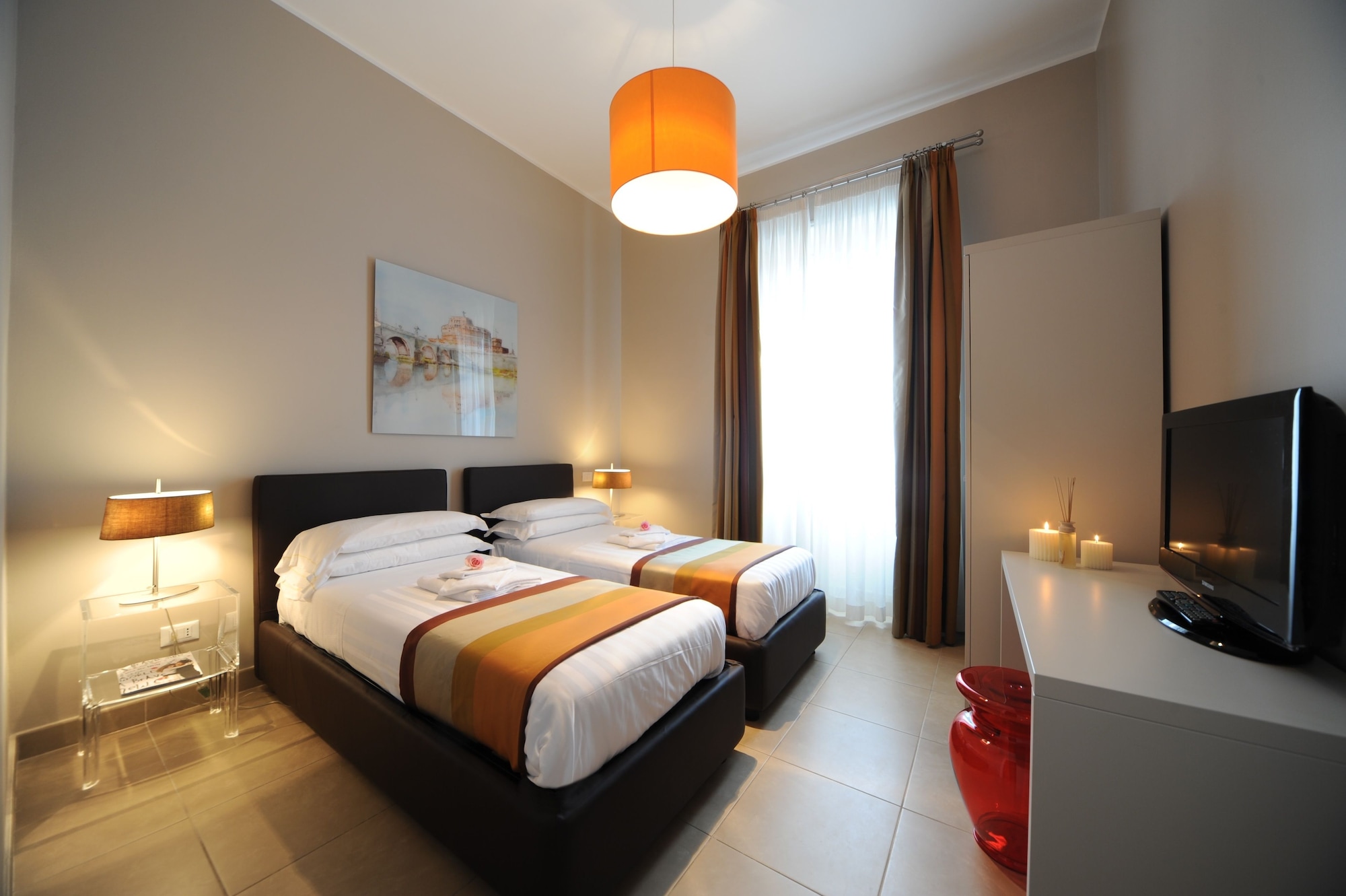 2 BEDROOMS, APARTMENT