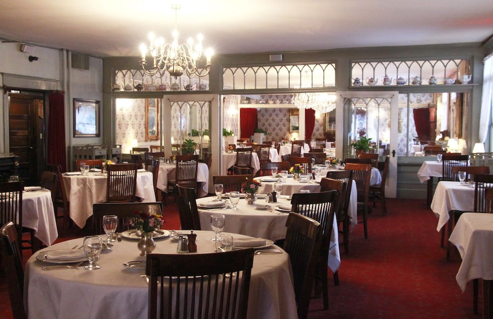 The Red Lion Inn 33/47