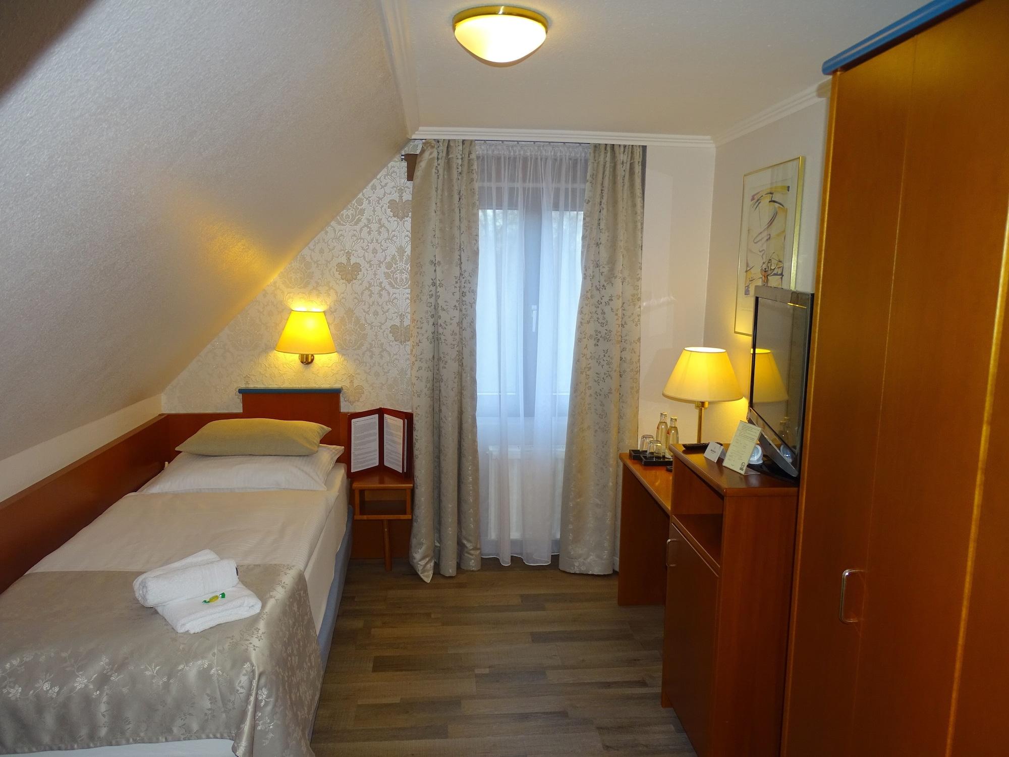 Hotel Kolossos Dusseldorf Neuss 10/41