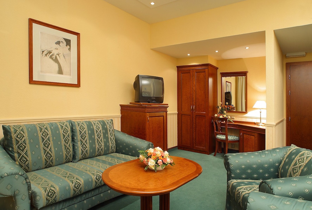 Adria Hotel Prague 26/46