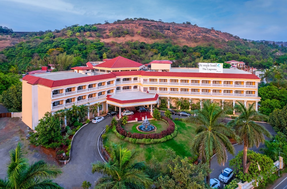 Lagoona Resort 10/78