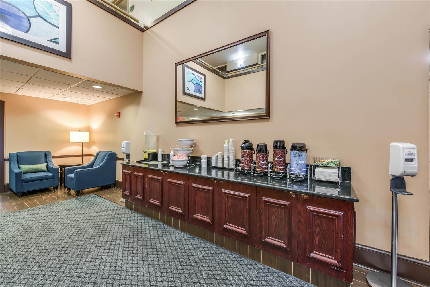 Comfort Suites Chicago O'Hare Airport 10/23