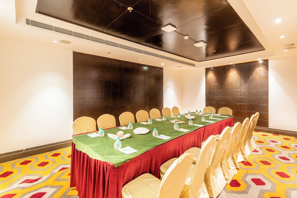TGI Grand Fortuna - Hosur 16/45