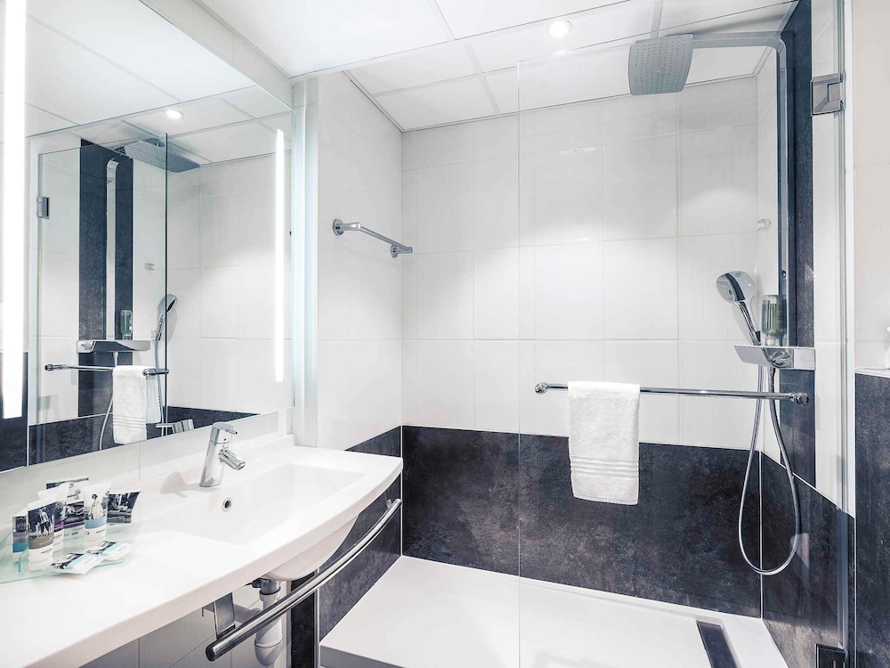 Mercure Colmar Centre Unterlinden Hotel 72/73