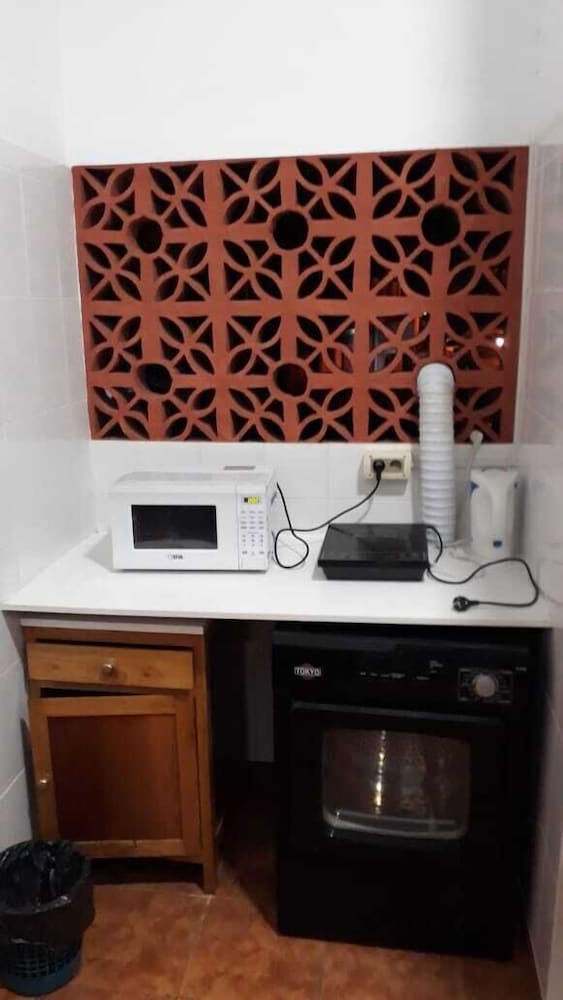 Hostal Residencial Leones De Castilla 27/45