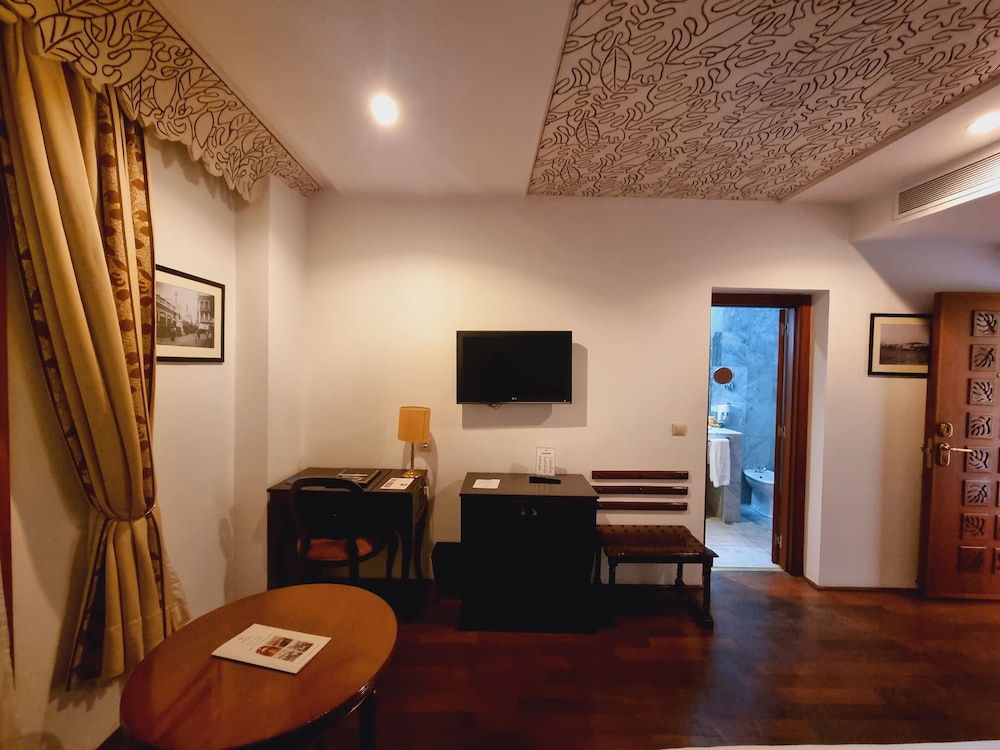 Grand Hotel Villa de France 28/34
