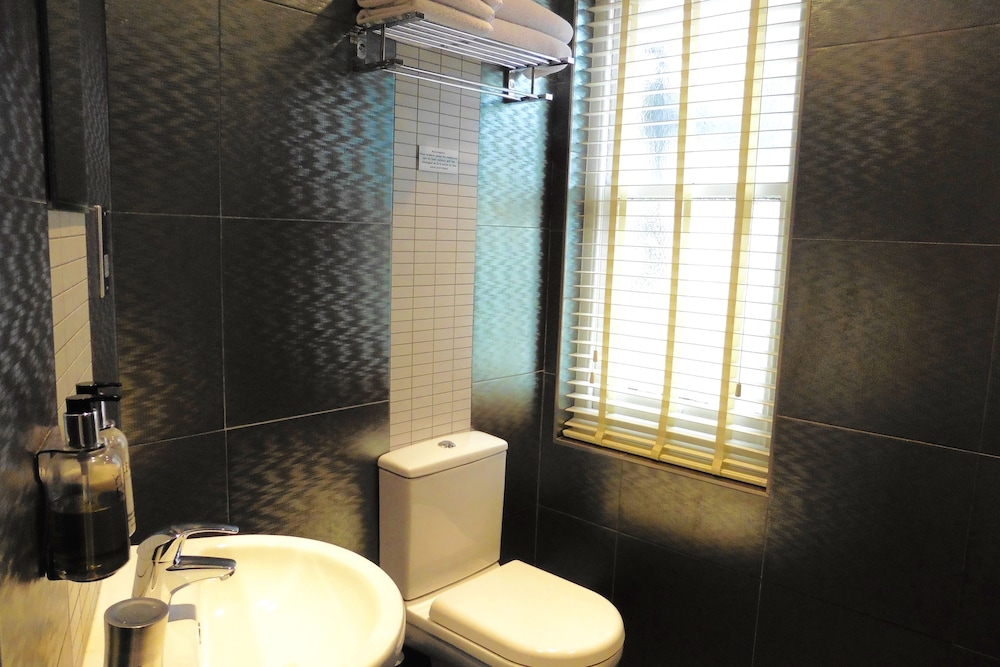 Brighton Inn Boutique Guest Accommodation 42/51