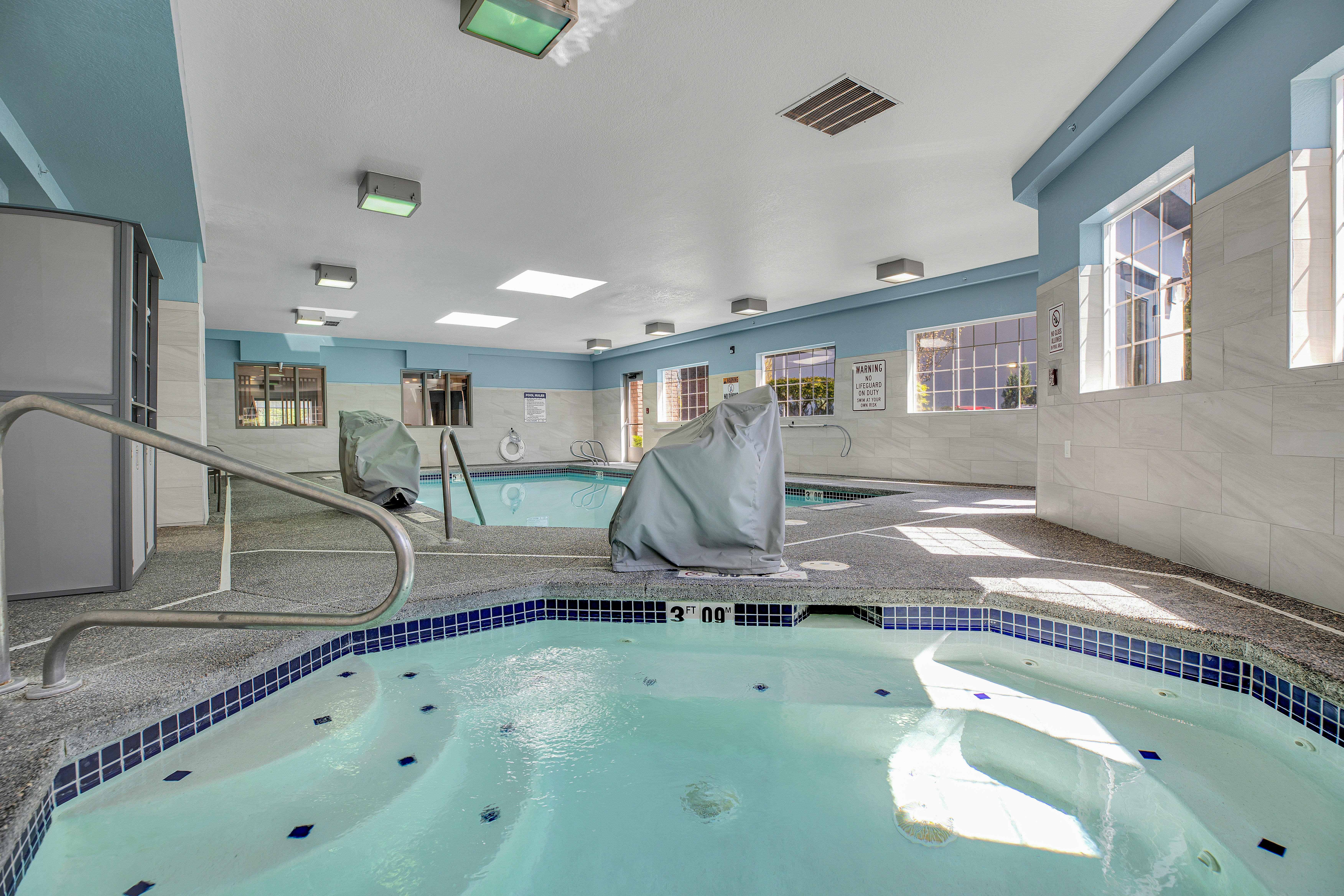 Holiday Inn Express Hotel And Suites Portland Jantzen Beach 32/68