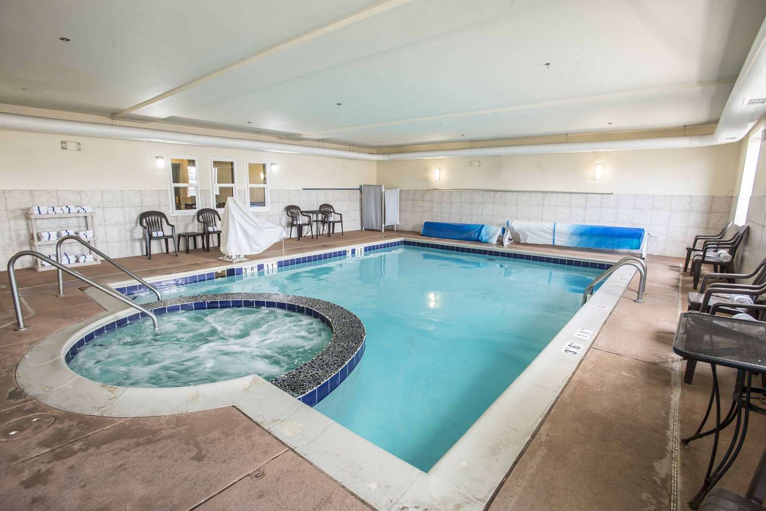 Comfort Suites Castle Rock - Denver South 14/35