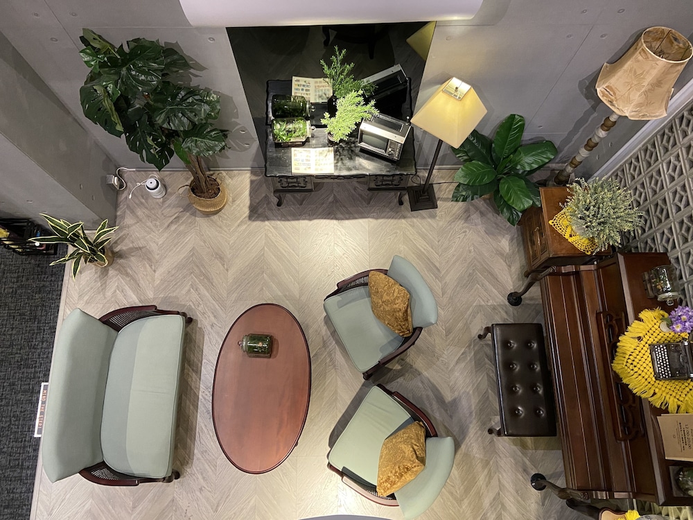 Cho Hotel 3 25/50