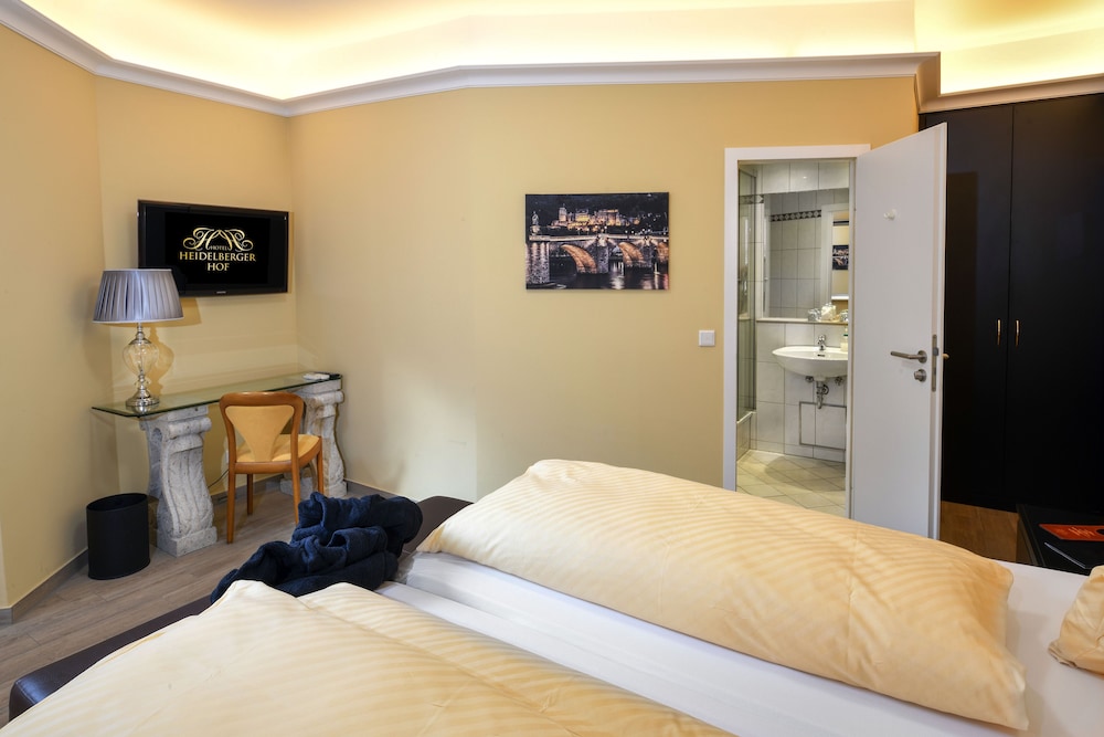 COMFORT, DOUBLE BED