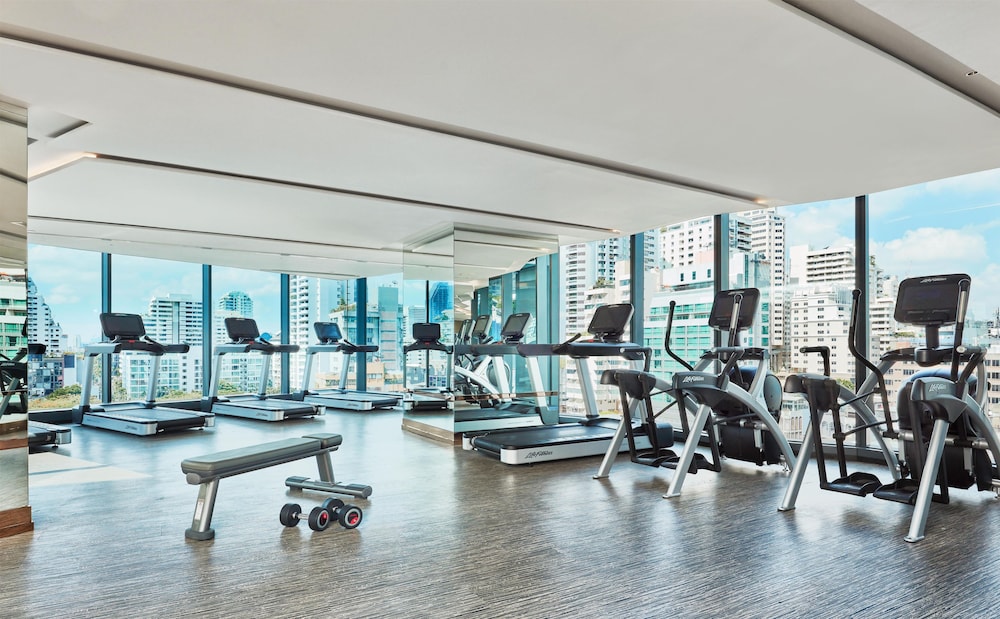 Hyatt Regency Bangkok Sukhumvit 44/76