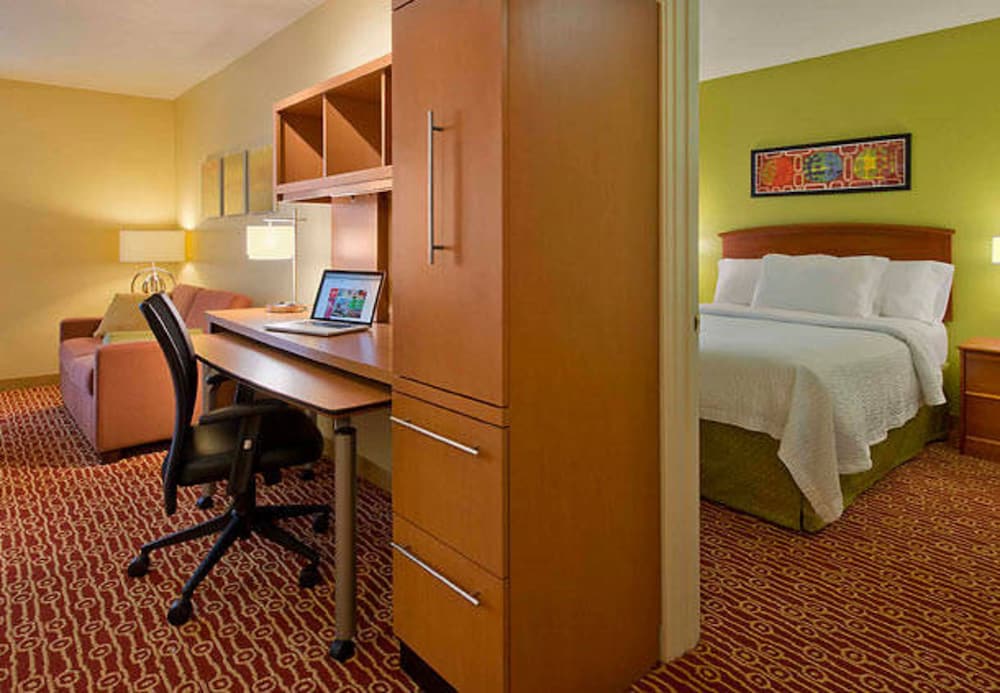 Towneplace Suites Findlay 28/29