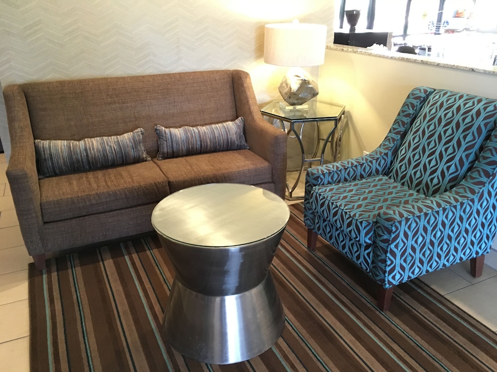 Best Western Plus South Coast Inn 47/72