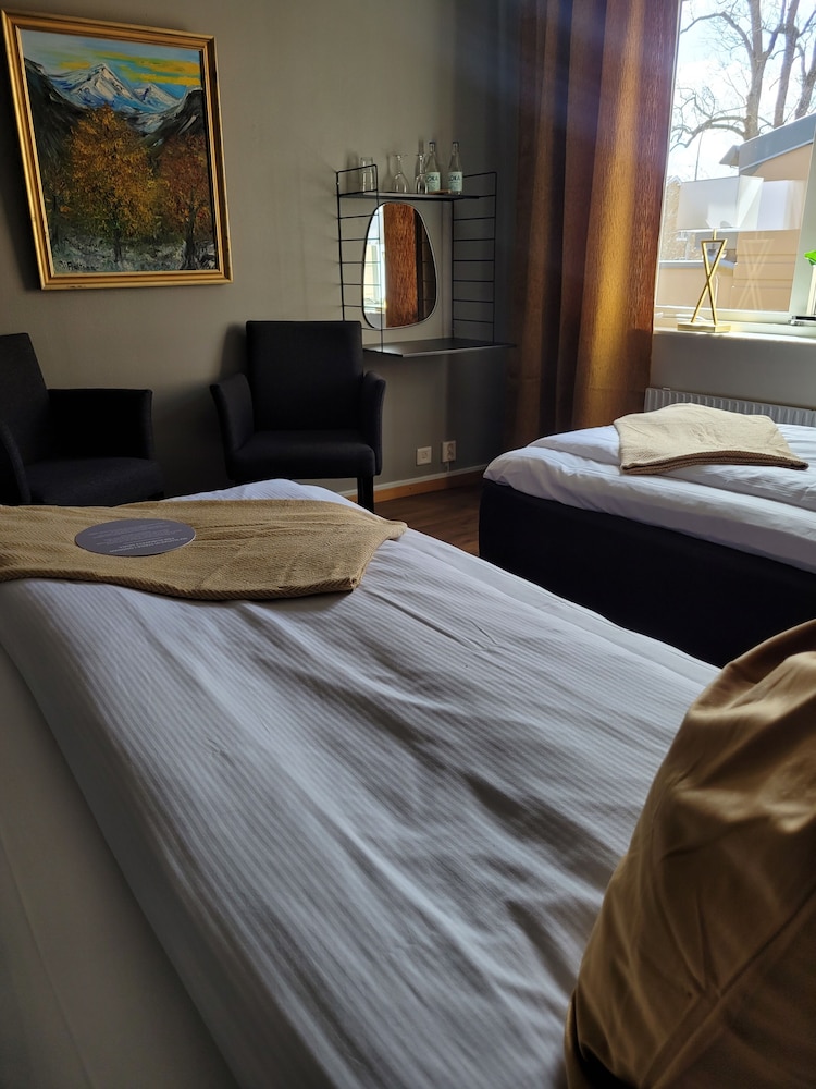 Arena Hotell 13/53