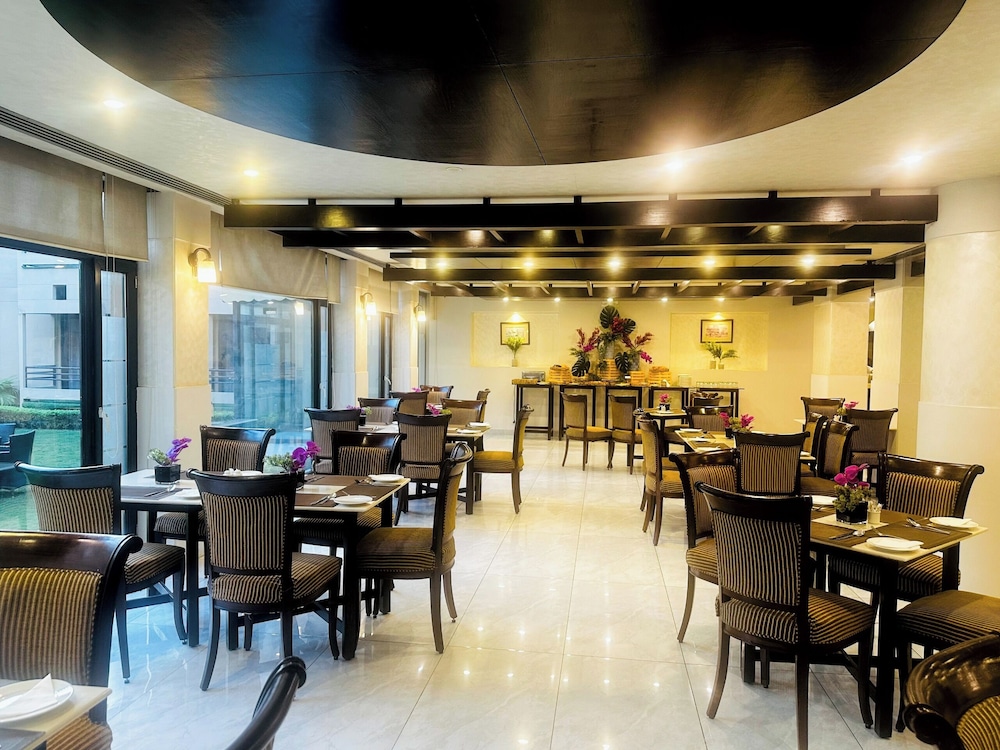 Hotel Margala Islamabad 43/50