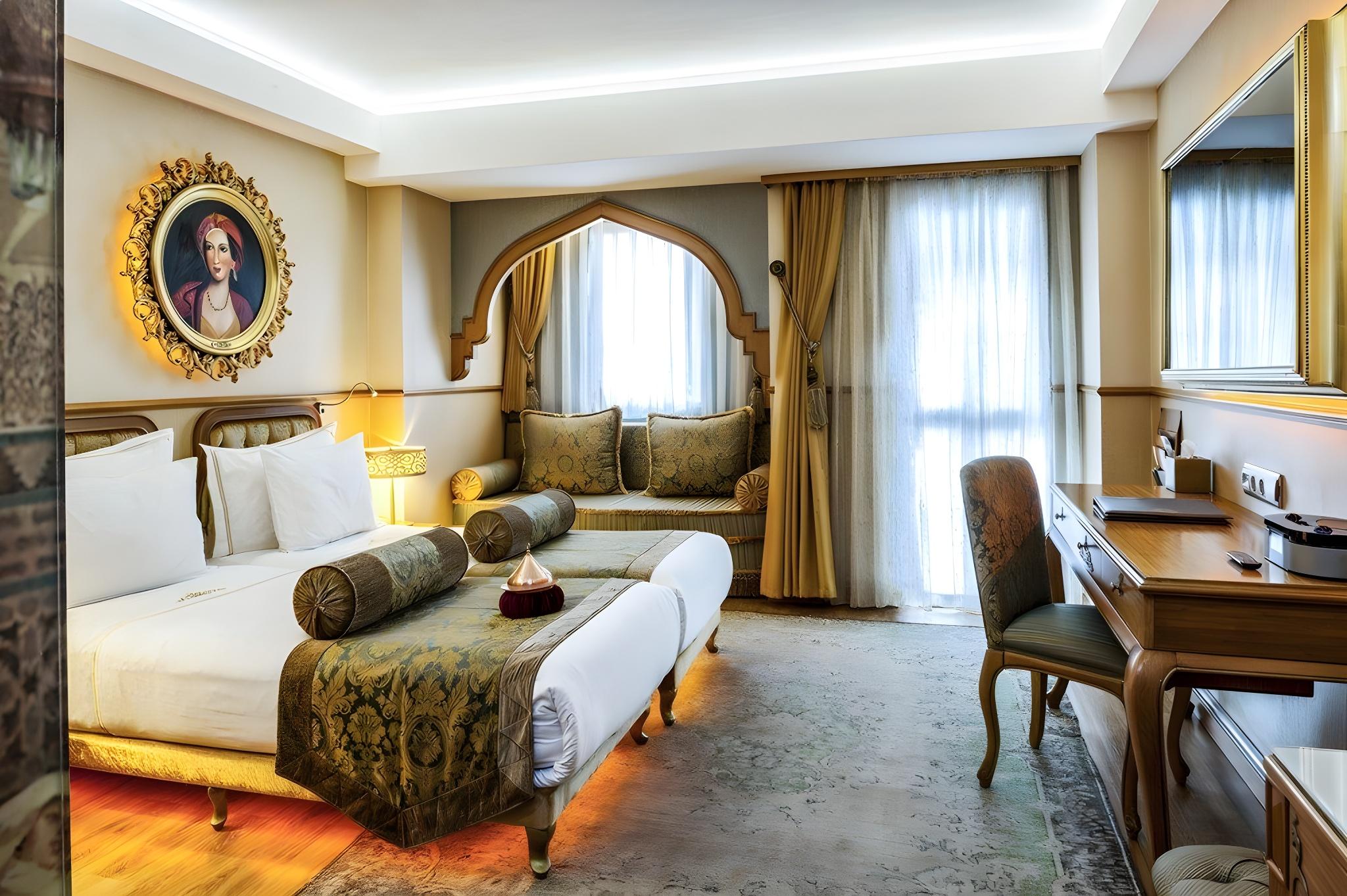 غرفة ثلاثية مع أريكة، Hotel Sultania Boutique Class 3/3