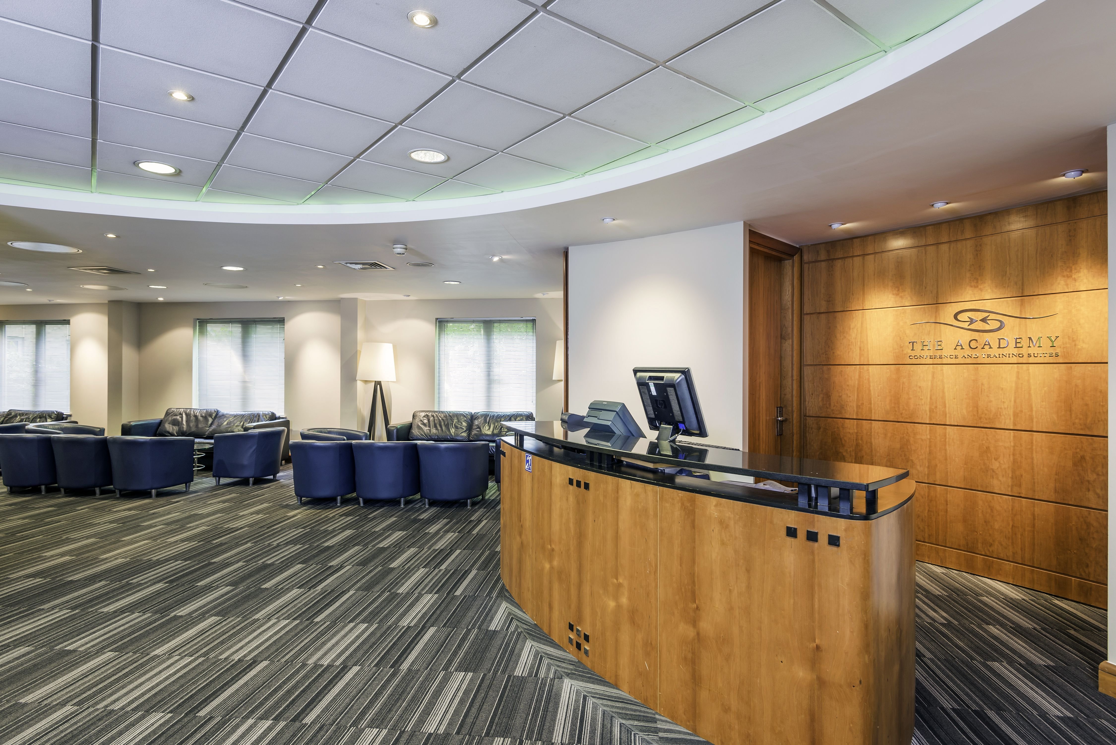 HOLIDAY INN OXFORD 5/50