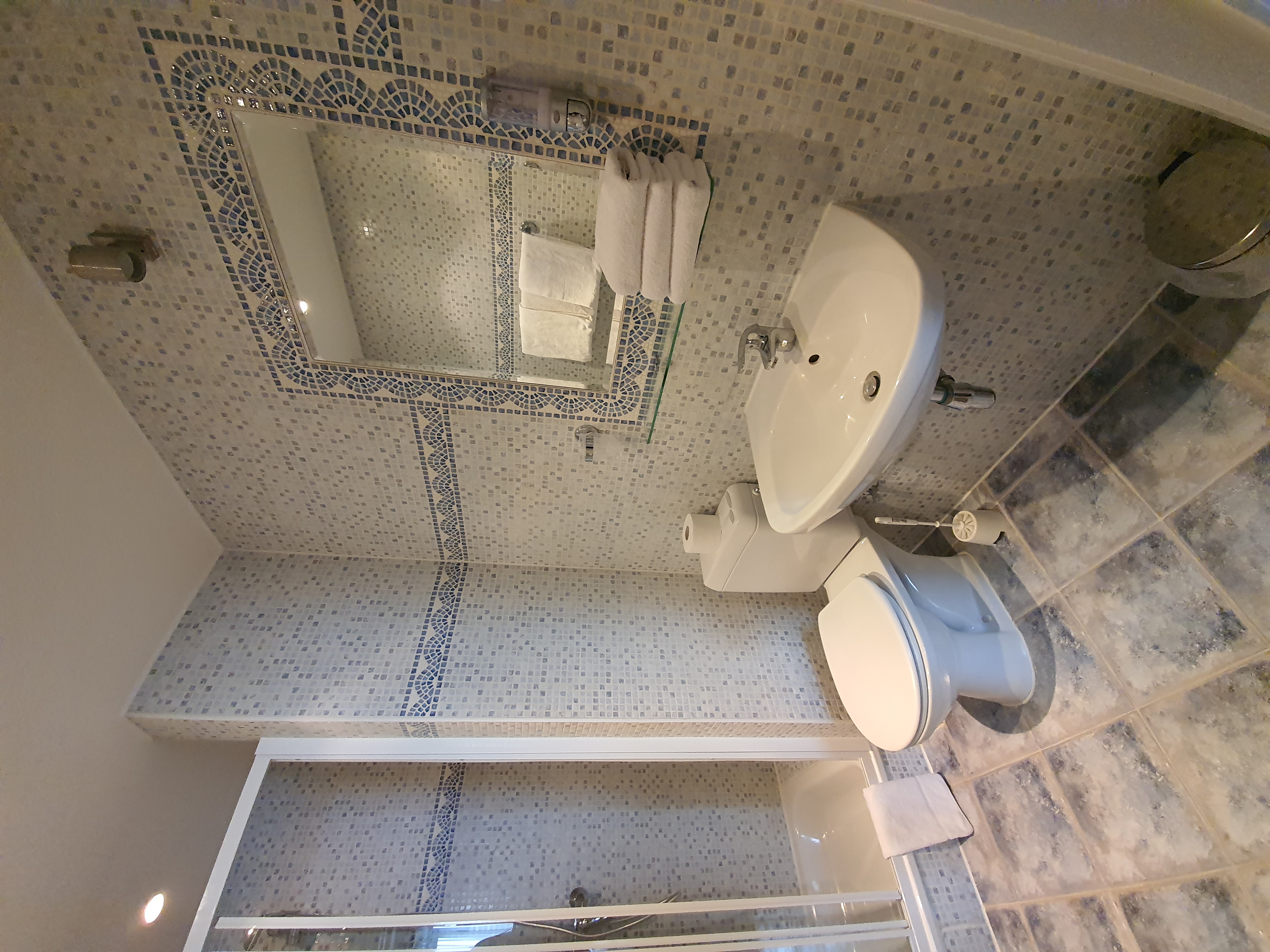 غرفة سوبيريور ثلاثية بسرير فردي، Hotel Midi-Zuid 3/3