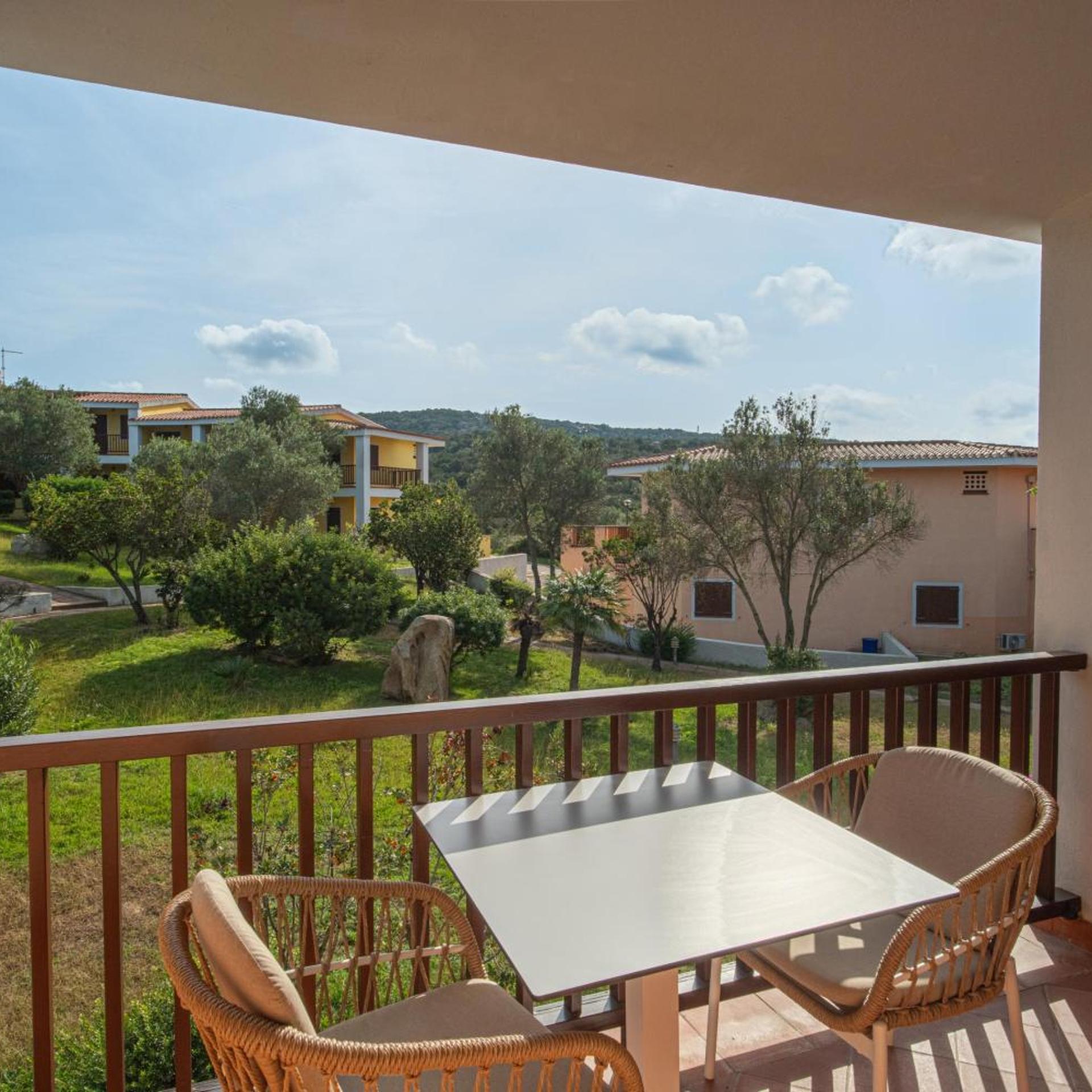Ahr Costa Serena Village 28/50
