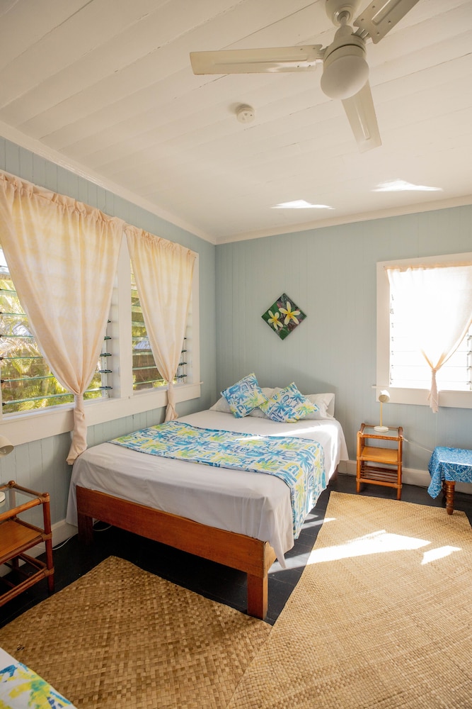 غرفة قياسية بسرير مزدوج بحمام مشترك، The Samoan Outrigger Hotel 5/10