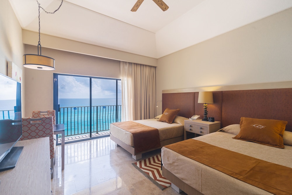 2 Bedrooms, Suite, Single Bed, Beach Front، The Royal Sands All Inclusive Resort & Spa 4/10