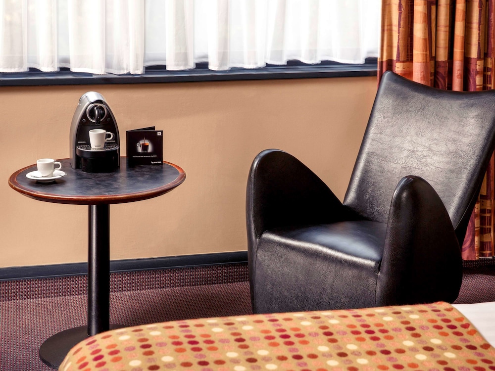 Mercure Livingston Hotel 34/71