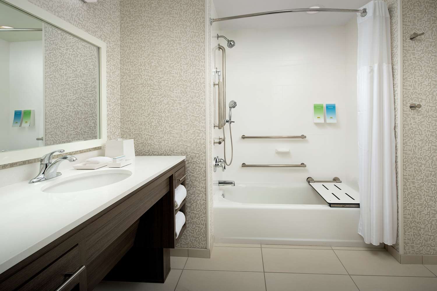 Home2 Suites by Hilton Orlando Downtown, FL 59/60