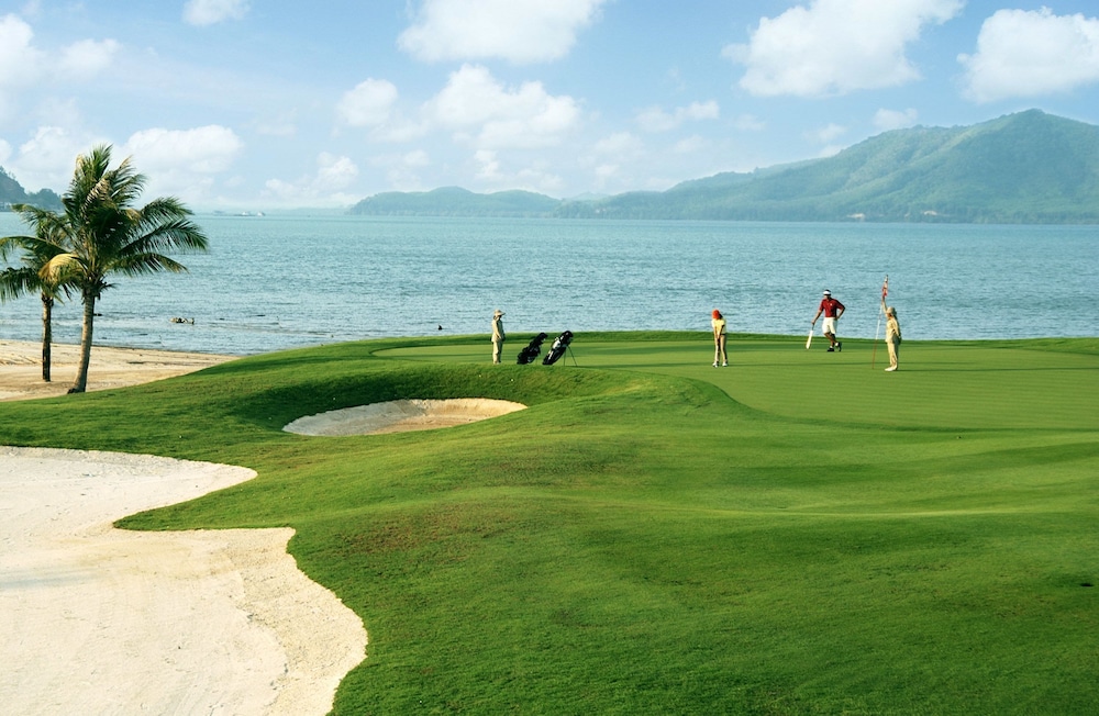 Mission Hills Golf Resort and Spa 39/50