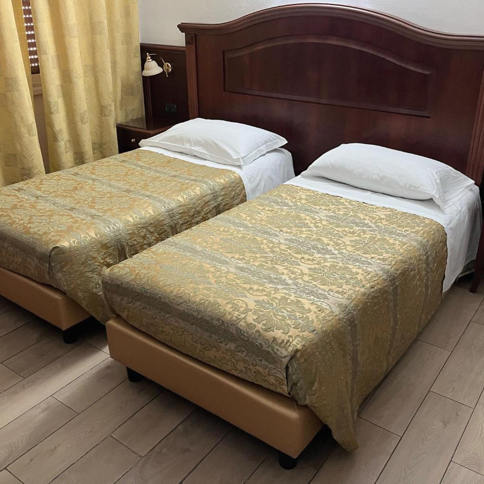 غرفة بسريرين منفصلين، Hotel Valganna Srl Ex Valganna 6/9