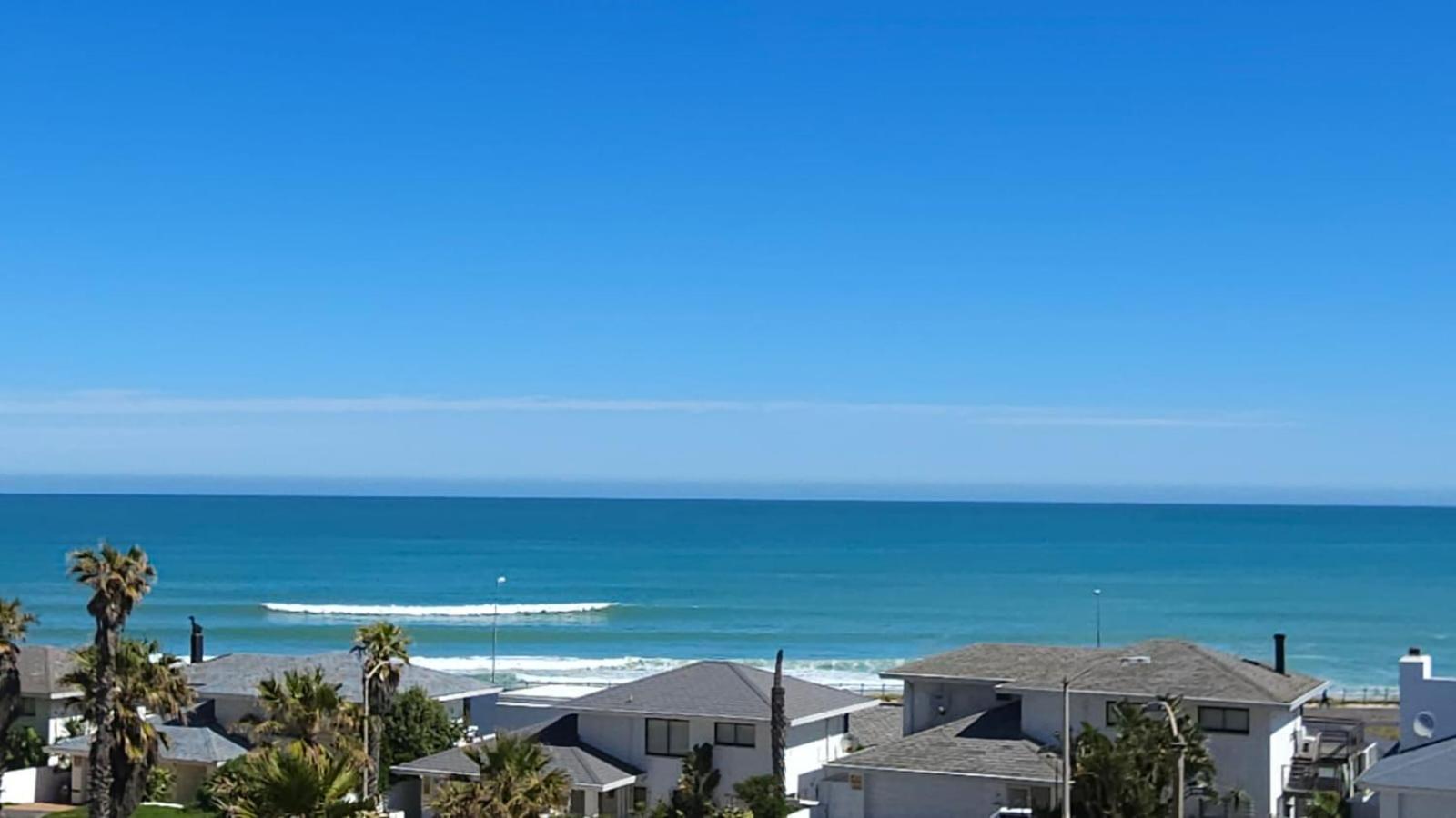 Sea Breeze Apartments 28/35