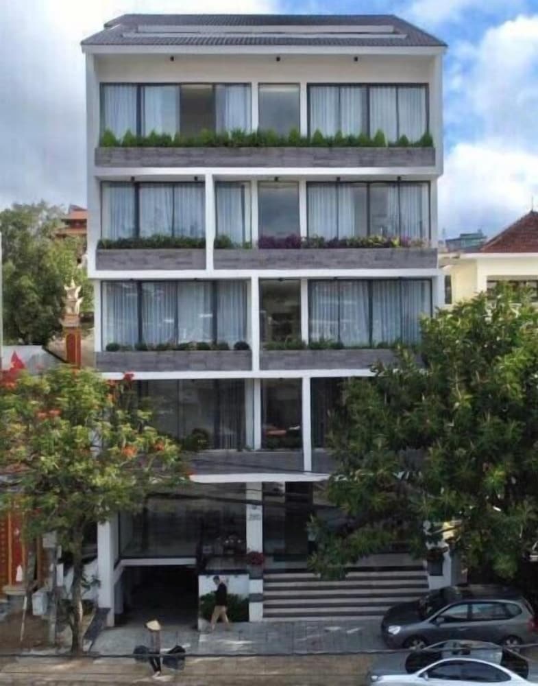 Ivy Hotel Da Lat 6/44