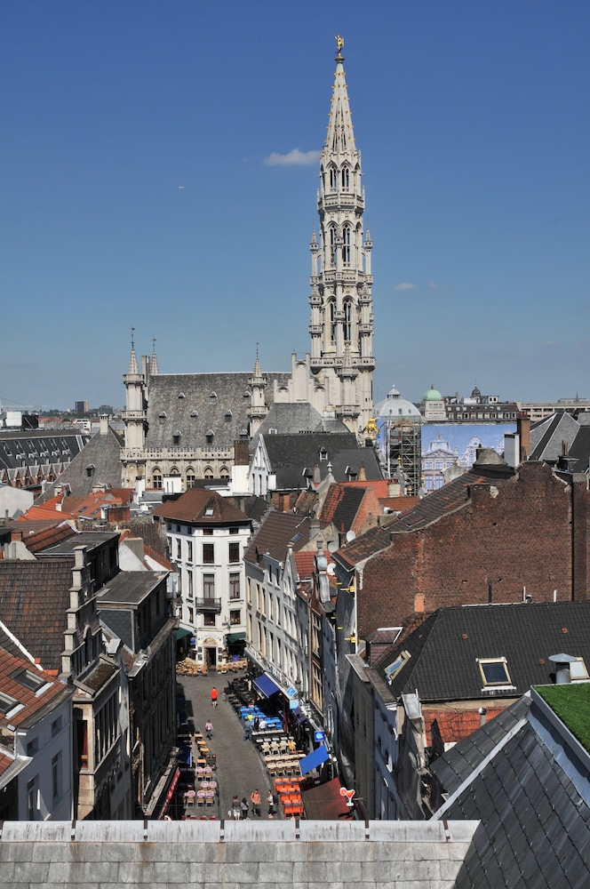 Warwick Brussels Grand Place 97/102