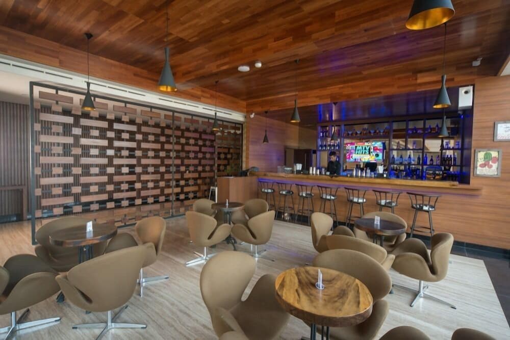 SOTIS HOTEL 38/53