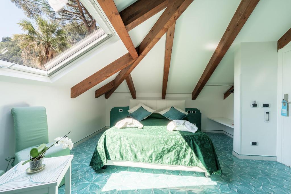 Room, Double Bed, Sea View, Terrace, Attic