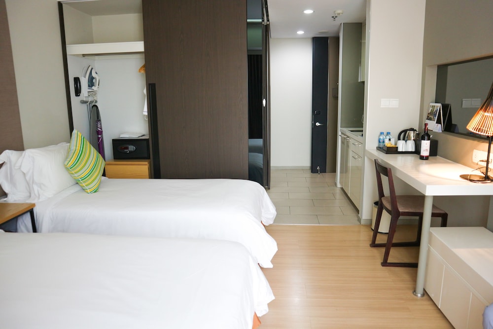 Novotel Living Saigon South 8/62