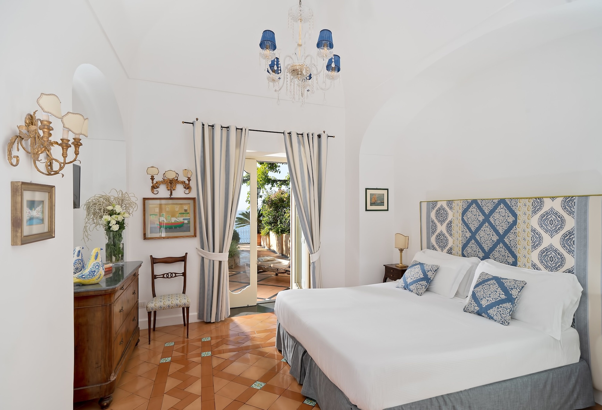 SUPERIOR, DOUBLE BED, SEA VIEW, BALCONY
