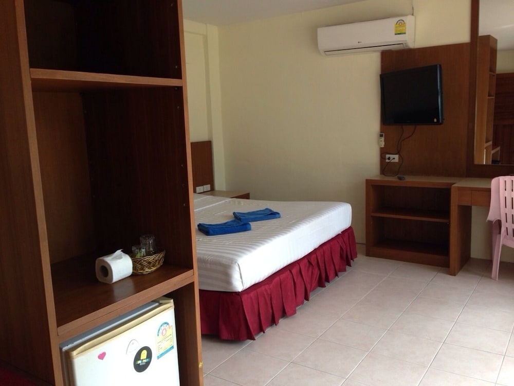 Benjamin Resort 30/74