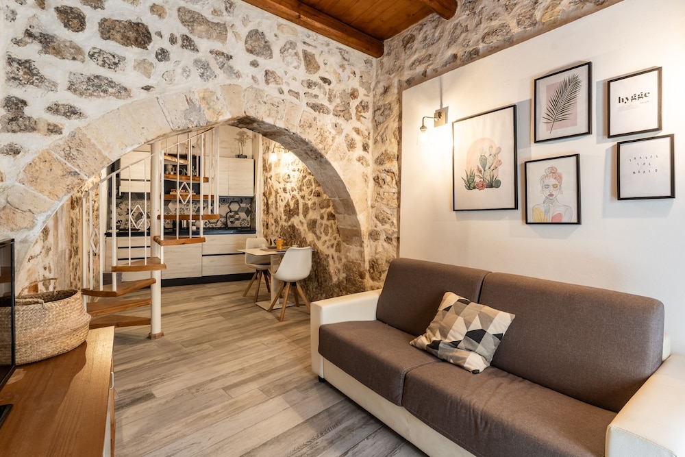 La Naca by Wonderful Italy 7/15