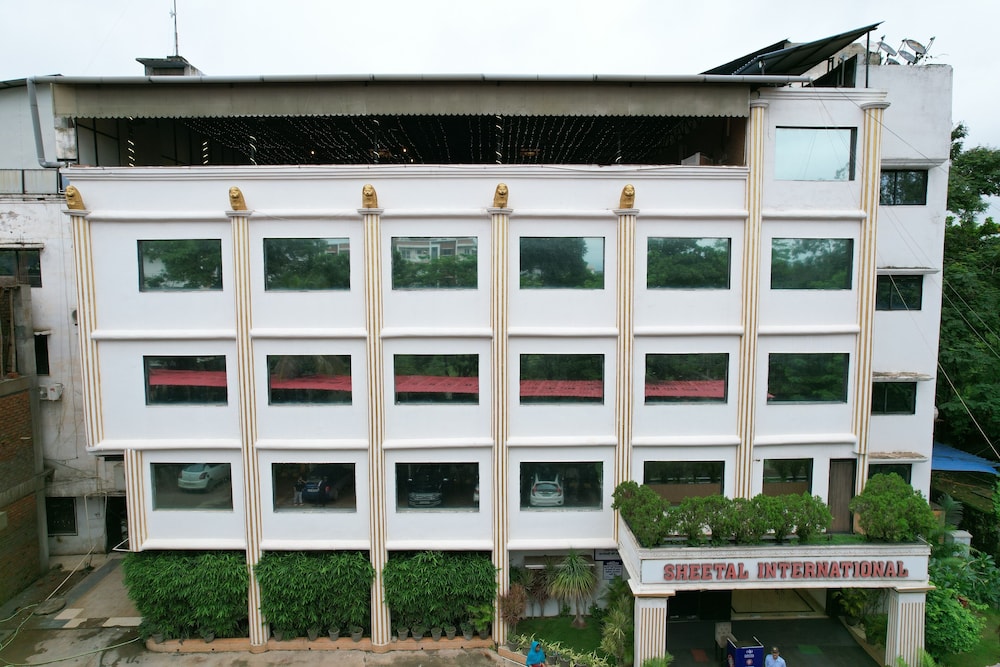 Hotel Sheetal International 5/52