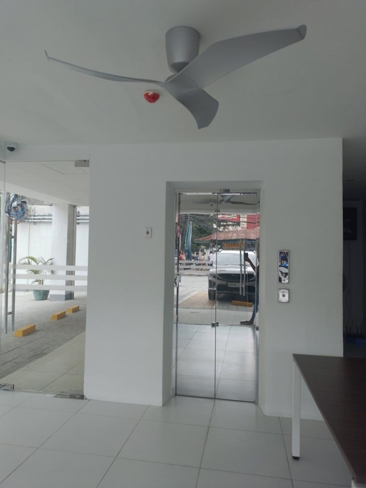 Dian SUITES 1 10/35