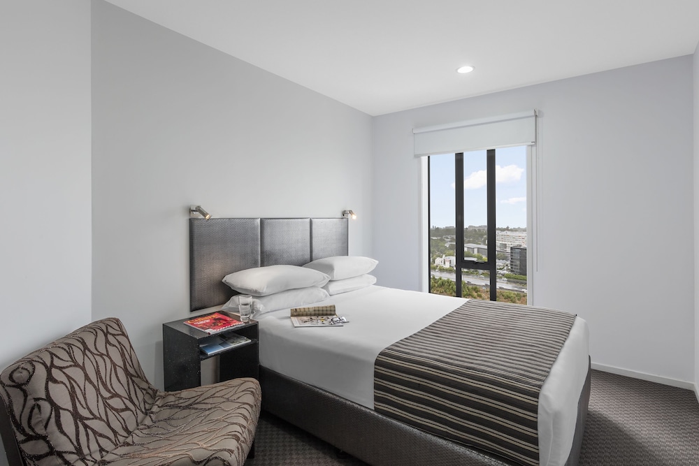 Nesuto St Martins Apartment Hotel 14/41