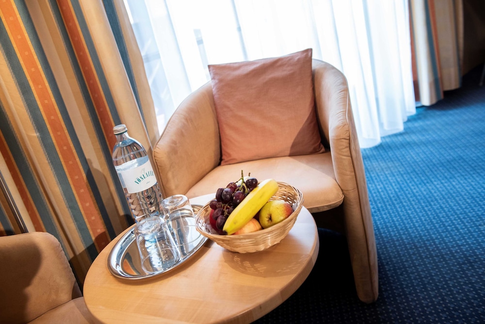 Parkhotel Zur Klause 42/57