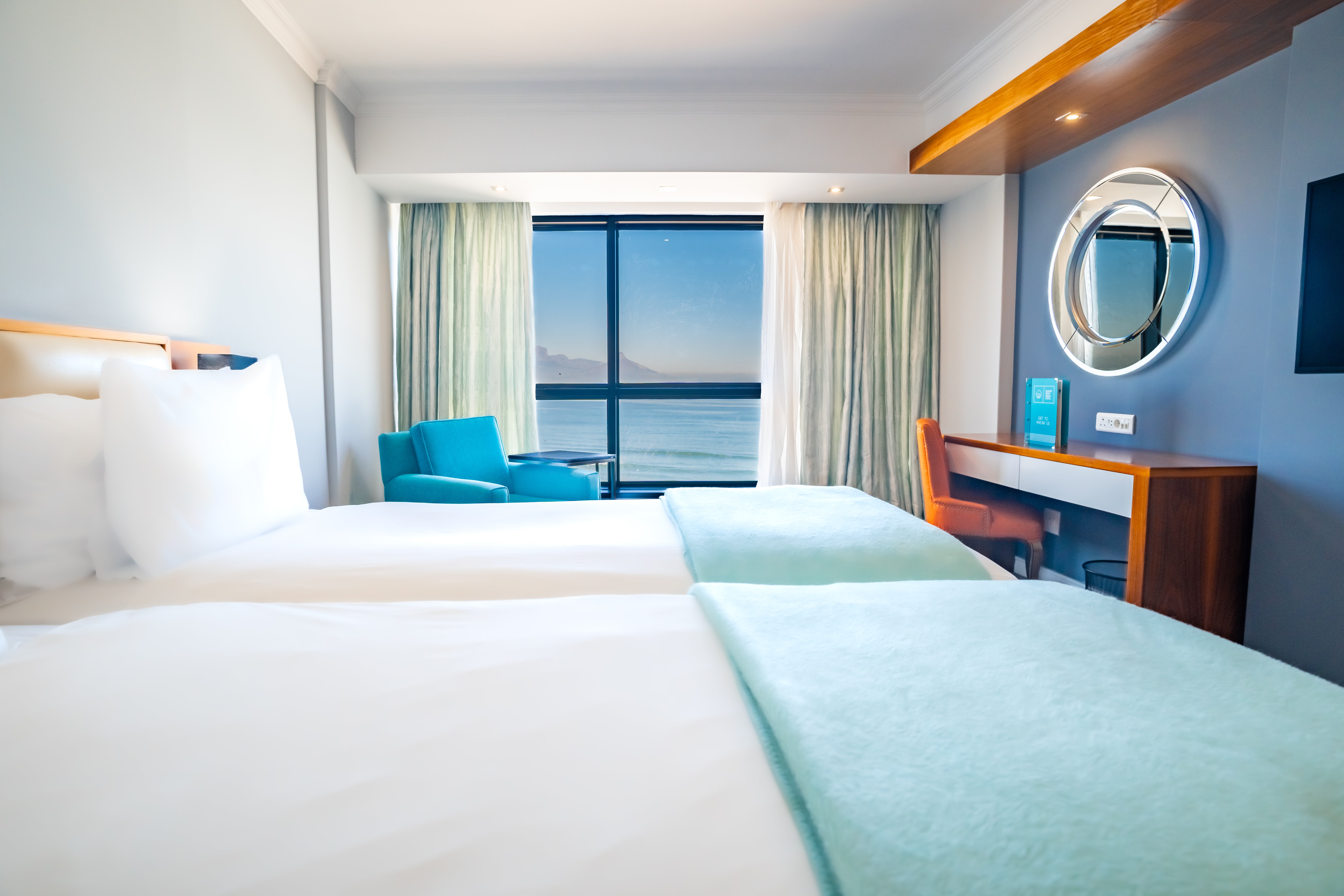 Blaauwberg Beach Hotel 30/100