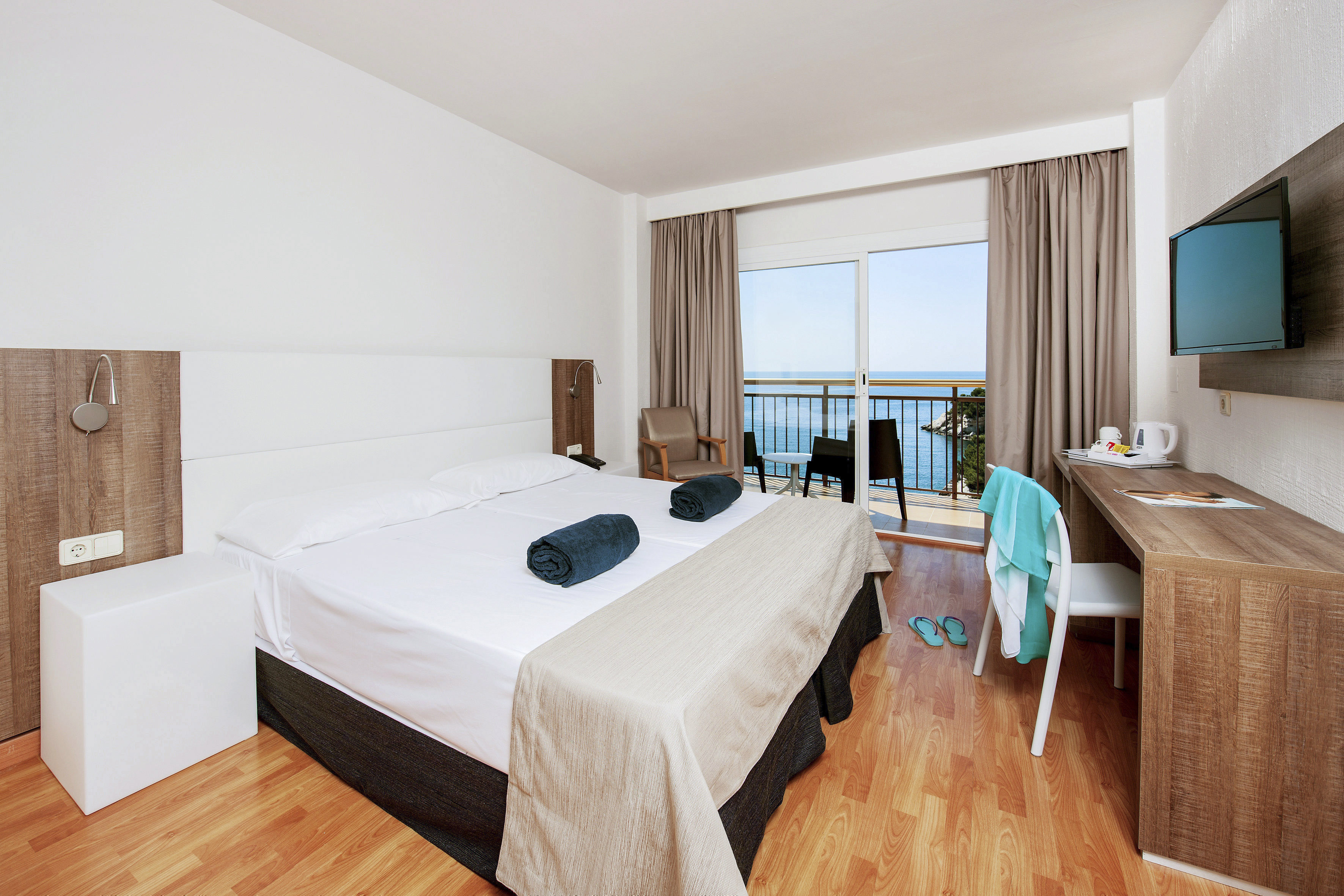 SENTIDO Cala Vinas - Adults Only 4/50